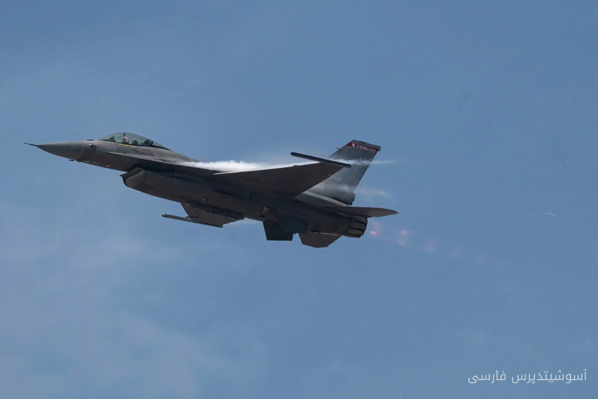 سقوط جنگنده F-16 آمریکا نزدیک پایگاه هوایی اسپانگداهلم در آلمان