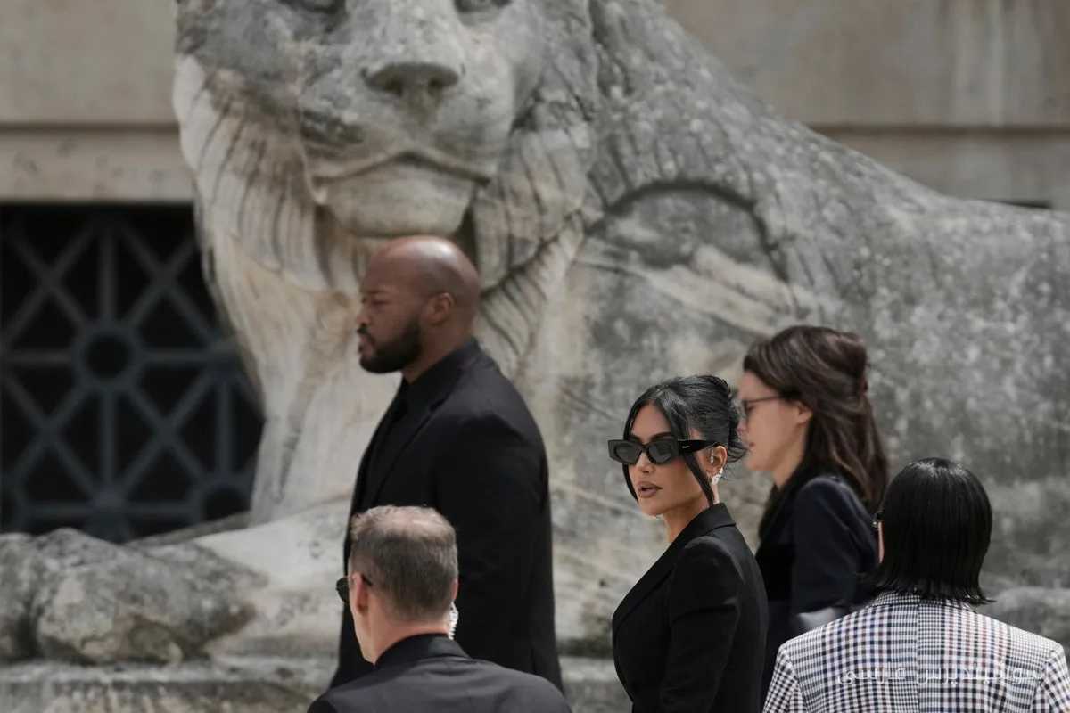 Le tribunal de Paris a accordé 1 euro de dommages à Kim Kardashian