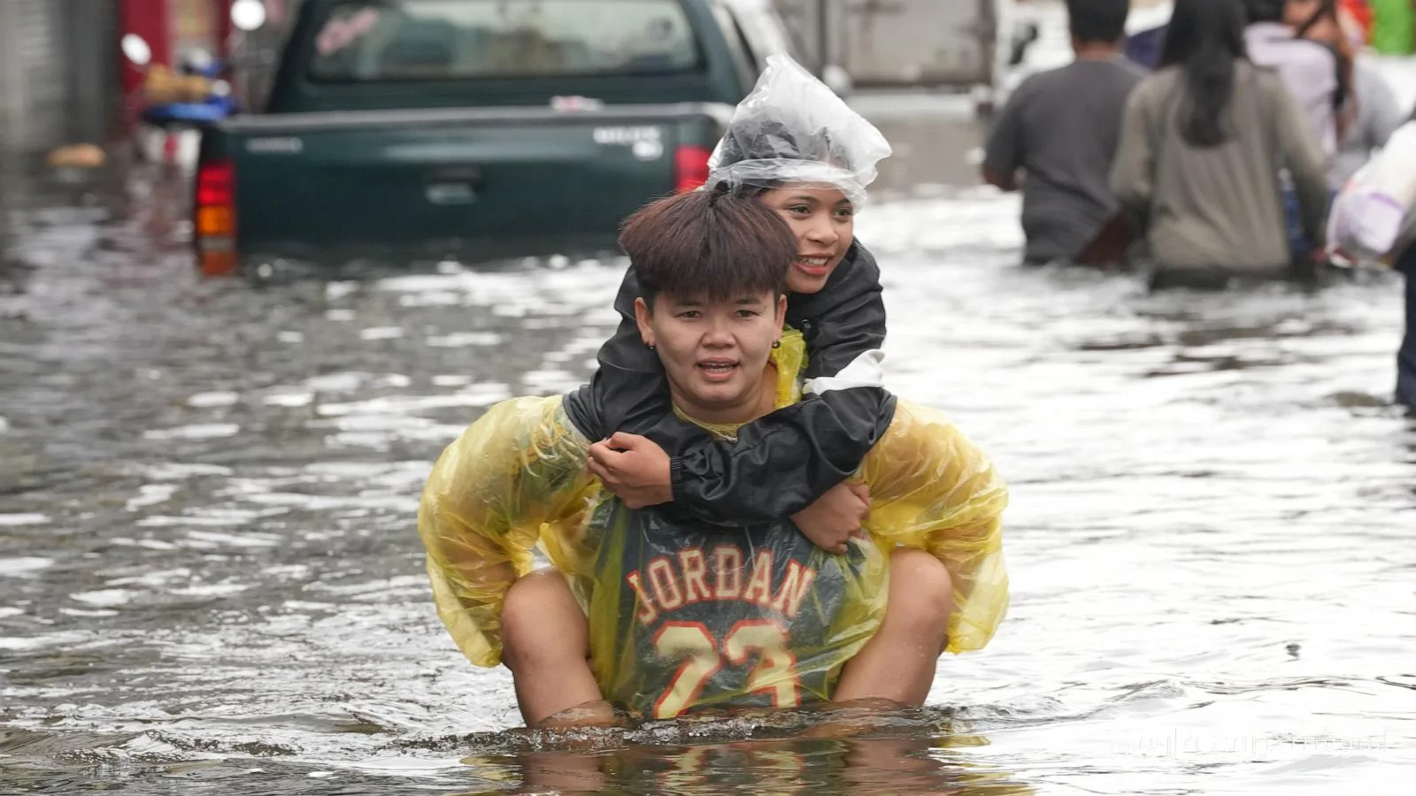 آب‌گرفتگی در بانکوک کاهش می‌یابد